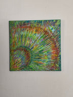 Vue de face du tableau abstrait vert carré Vertige Botanique™, œuvre contemporaine peinte à la main aux lignes dynamiques inspirées de la nature.